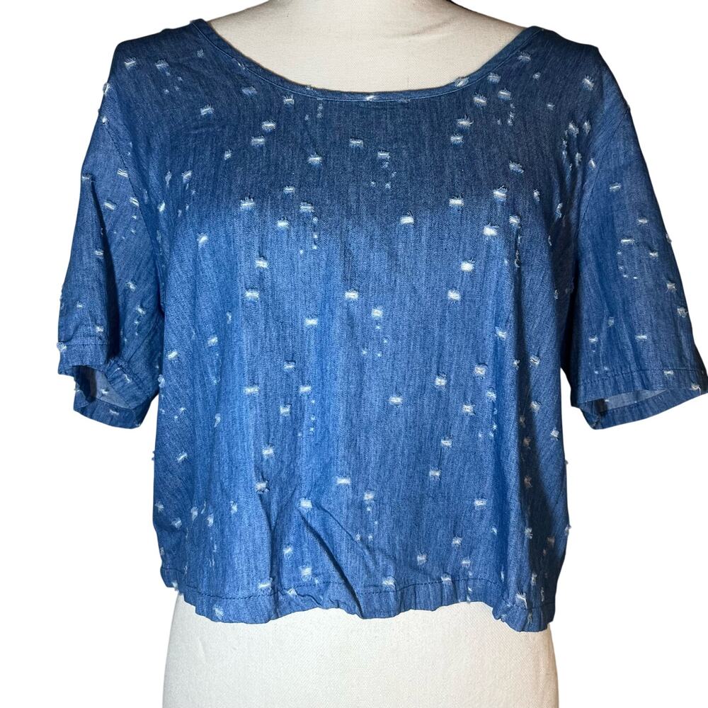 3/$30 Blue Textured 90’s Crop Top Short Sleeve Back Zipper Size Large Grunge